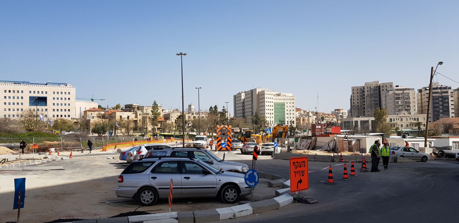 משכנות האומה - ציר שז"ר חסום בכניסה לעיר